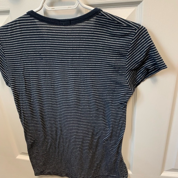 Blue and white stripe classic t shirt - Picture 5 of 5